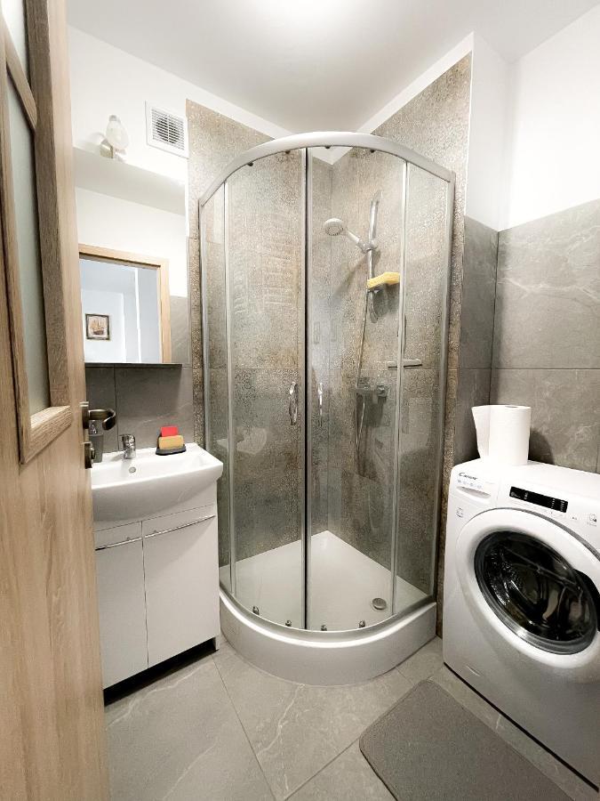 Apartamentyprzymorzu Marytka W Centrum Blisko Morza Kołobrzeg Exterior foto